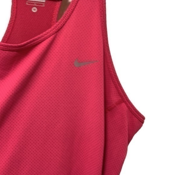 Nike Dri Fit‎ Tank Top Size Medium Pink - Picture 2 of 9